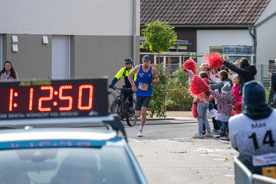 Tausende L&auml;ufer gingen beim diesj&auml;hrigen Bottwartal-Marathon auf die Strecke &ndash; auf Distanzen zwischen f&uuml;nf und 42 Kilometern.