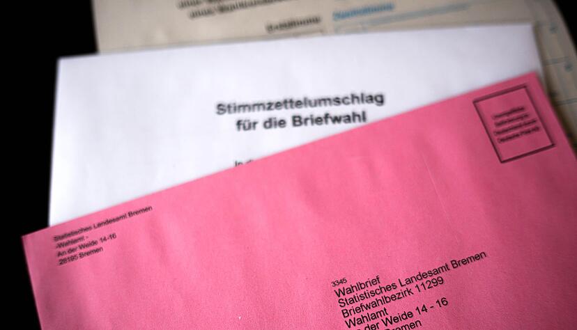 Um die Briefwahlunterlagen zu beantragen, bleibt W&auml;hlerinnen und W&auml;hlern daf&uuml;r regul&auml;r noch bis sp&auml;testens Freitag, 21. Februar, 15 Uhr, Zeit.