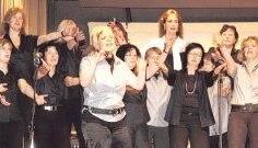 Mit einem &uuml;berzeugenden Programm pr&auml;sentierte sich beim Weinachtskonzert unter anderem der Projektchor DaChor.Foto: Ute Pl&uuml;ckthun