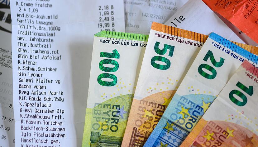 Die Angst vor steigenden Lebenskosten belegt schon zum 15. Mal Platz 1 der Rangliste (Symbolbild). Die Angst vor steigenden Lebenskosten belegt schon zum 15. Mal Platz 1 der Rangliste (Symbolbild).