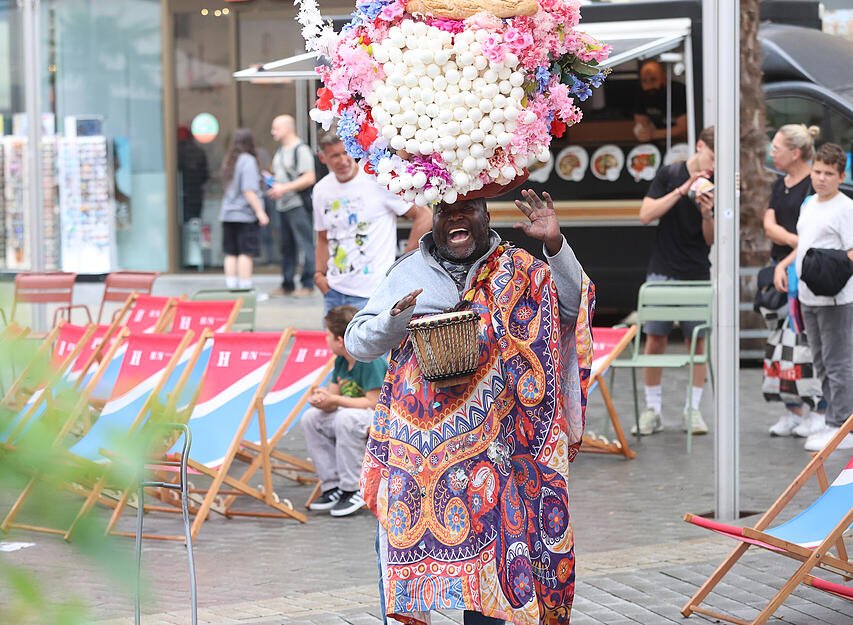 Die Heilbronner Innenstadt verwandelte sich am Samstag in einen gro&szlig;en Zirkus.