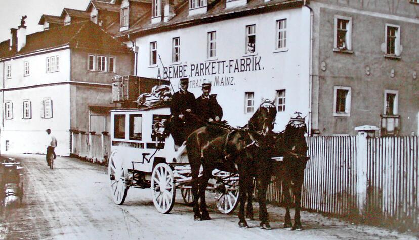 Im Taubertal ist Bemb&eacute; seit 1877 ans&auml;ssig. Die Geb&auml;ude gibt es heute noch.