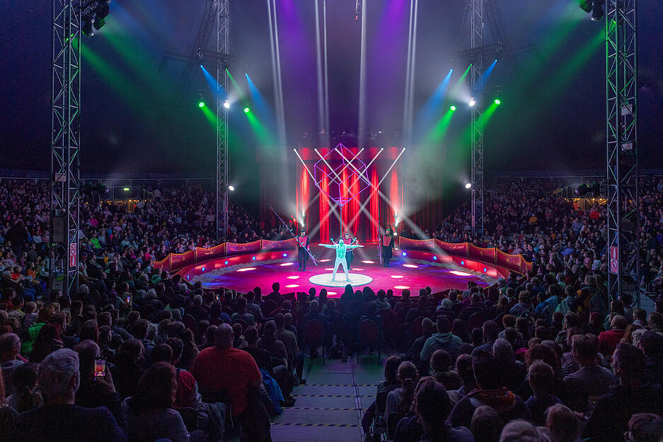 Vorstellung im Heilbronner Weihnachtszirkus