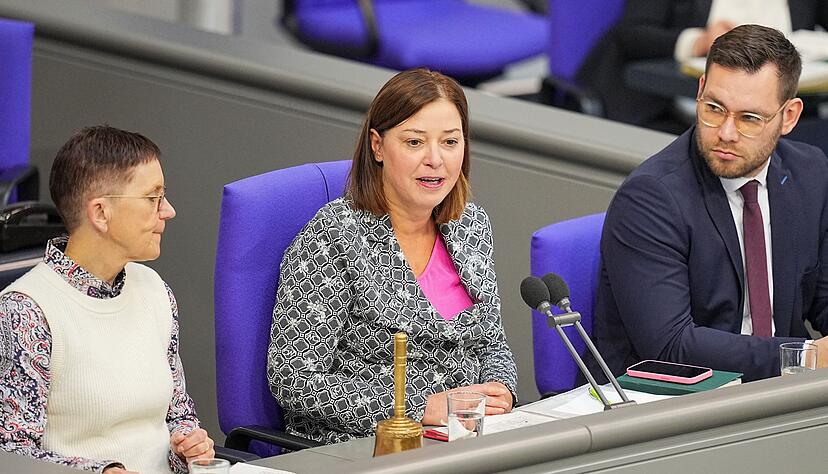 Auch Magwas verabschiedete sich emotional. Auch Magwas verabschiedete sich emotional.