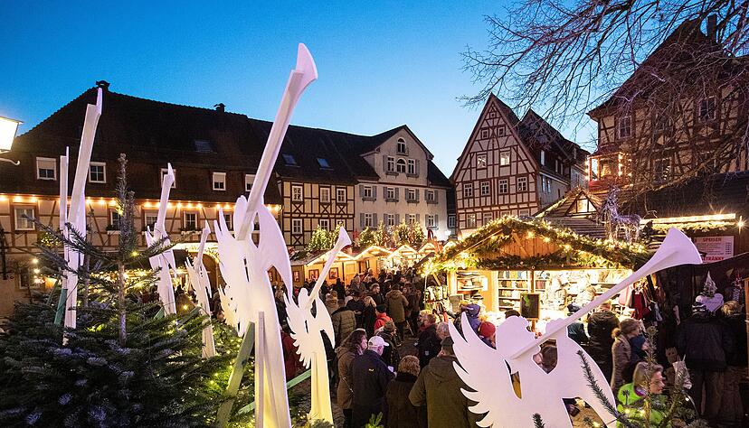 Altdeutscher Weihnachtsmarkt Bad Wimpfen: Märkte im Land dürfen unter Einhaltung von Regeln durchgeführt werden. Foto: Archiv/Veigel