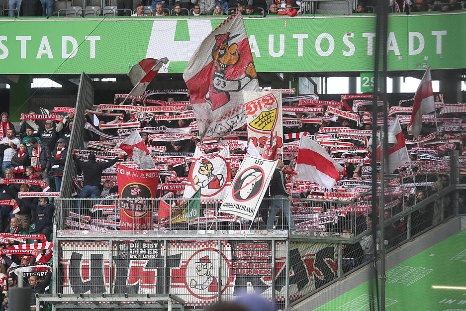 Die Stimmung bei den Fans des VfB Stuttgart war gewohnt lautstark.