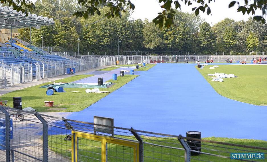 Neue Tartanbahn Frankenstadion | 2.10.