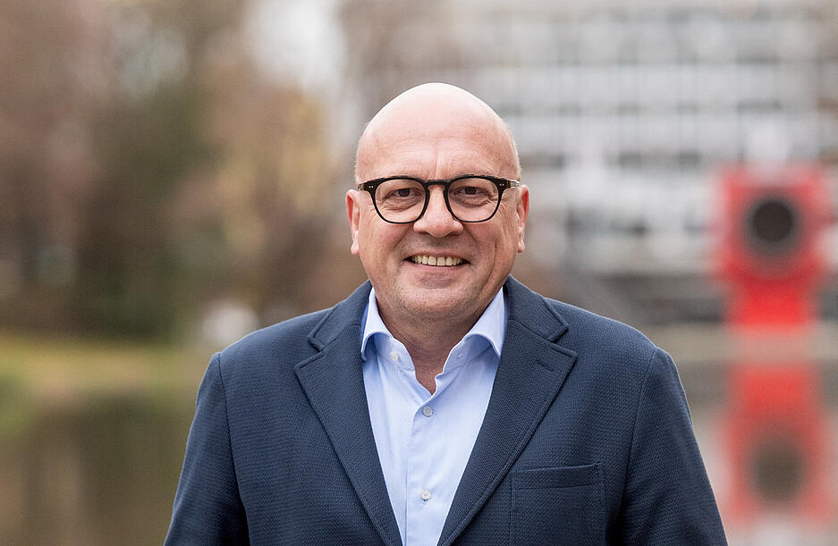 Alexander Throm von der CDU zieht mit einem Direktmandat aus dem Wahlkreis Heilbronn in den Deutschen Bundestag.