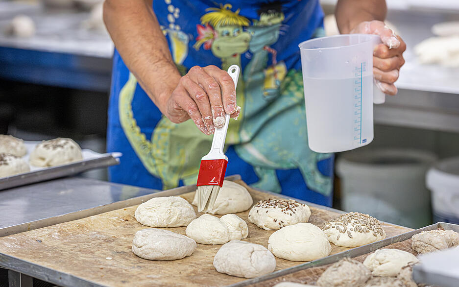 Stimme-Lesersommer: Brot backen in der Oettinger Mühle in Ilsfeld