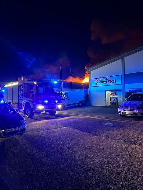 Bäckerei und Wohnhaus brennen in Bad Friedrichshall Bäckerei und Wohnhaus brennen in Bad Friedrichshall