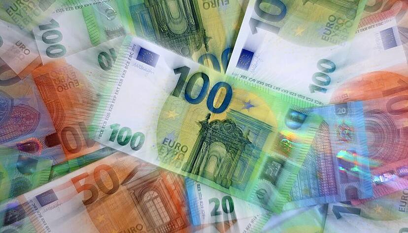 Der Kreishaushalt 2026 wird eine Bewährungsprobe für die Verwaltung un den Kreistag. Beiden steht angesichts der verzwickten Lage ein heißer Herbst ins Haus. Der Kreishaushalt 2026 wird eine Bewährungsprobe für die Verwaltung un den Kreistag. Beiden steht angesichts der verzwickten Lage ein heißer Herbst ins Haus.