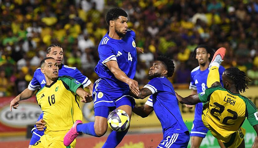 Keine Tore aber großer Jubel: Curaçao (blaue Trikots) ist bei der WM dabei. Keine Tore aber großer Jubel: Curaçao (blaue Trikots) ist bei der WM dabei.