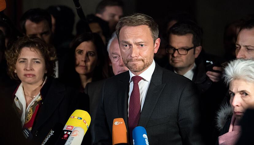 Der Familiennachzug f&uuml;r subsidi&auml;r Schutzberechtigte war schon 2017 bei den Sondierungsgespr&auml;chen zwischen CDU/CSU, FDP und Gr&uuml;nen einer von mehreren Streitpunkten gewesen. Der FDP-Vorsitzende, Christian Lindner, erkl&auml;rte die Gespr&auml;che damals f&uuml;r gescheitert.