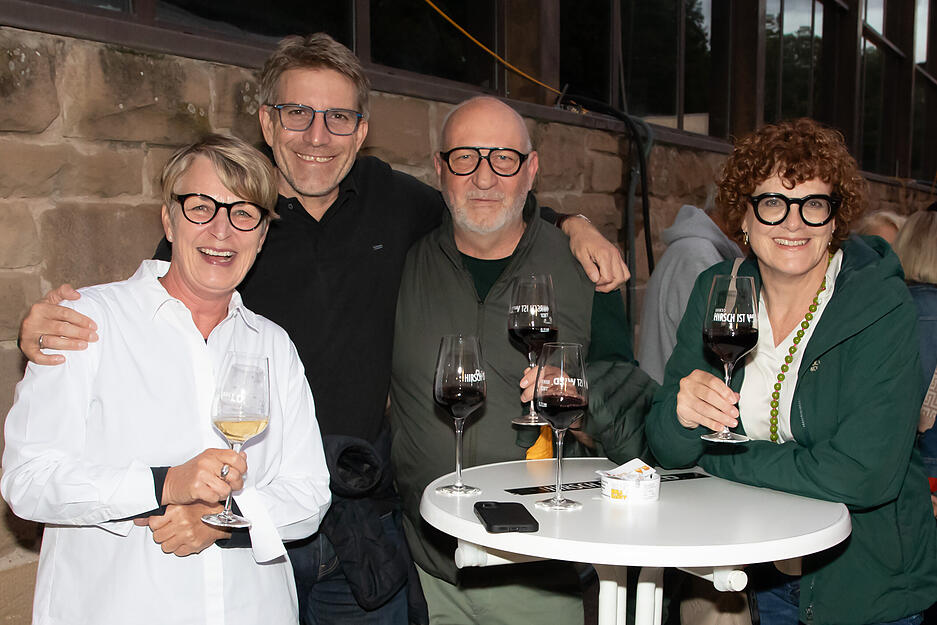 Trotz Fassanstich am Freitagabend gibt es beim Käsritt in Leingarten auch andere alkoholische Getränke wie Wein.