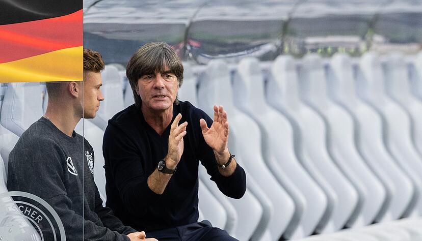 Joachim L&ouml;w (r) erkl&auml;rt in einem Interview die gefragten heutigen Spielertypen und nennt beispielhaft auch Joshua Kimmich. (Archivbild)