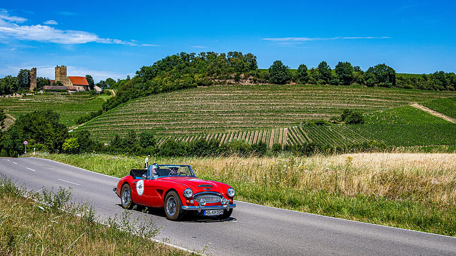 Rallye Heidelberg Historic f&uuml;hrt an Burg Neipperg vorbei.