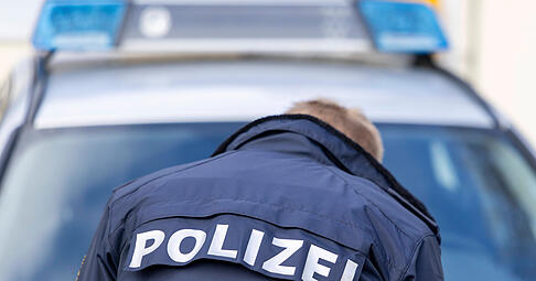 Ein 7-J&auml;hriger ist am Montag in K&uuml;nzelsau von einem Auto erfasst worden. (Symbolbild)