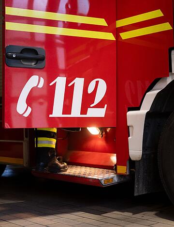 Das Haus ist nach dem Feuer nicht mehr bewohnbar. (Symbolbild)