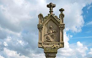 Bildst&ouml;cke wie am Ortsrand von Ochsental laden zum Innehalten ein.