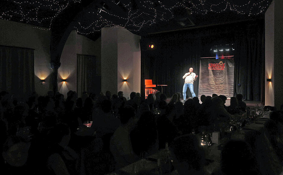 Spassix im Alten Theater in Sontheim mit Christoph Maul. Spassix im Alten Theater in Sontheim mit Christoph Maul.