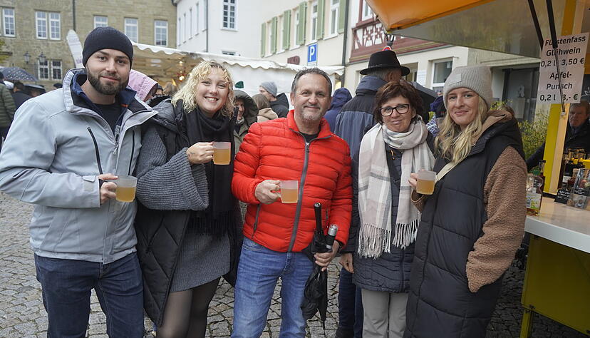 Weihnachtliche Vorfreude und Einkaufsfreude prägen den Martinimarkt 2025.