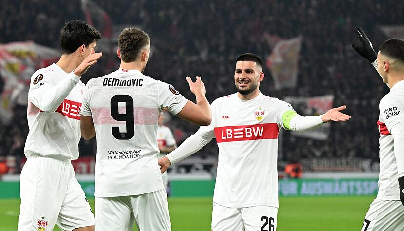 Schnelle Führung: Deniz Undav (2. von rechts) jubelt über sein 1:0. Schnelle Führung: Deniz Undav (2. von rechts) jubelt über sein 1:0.