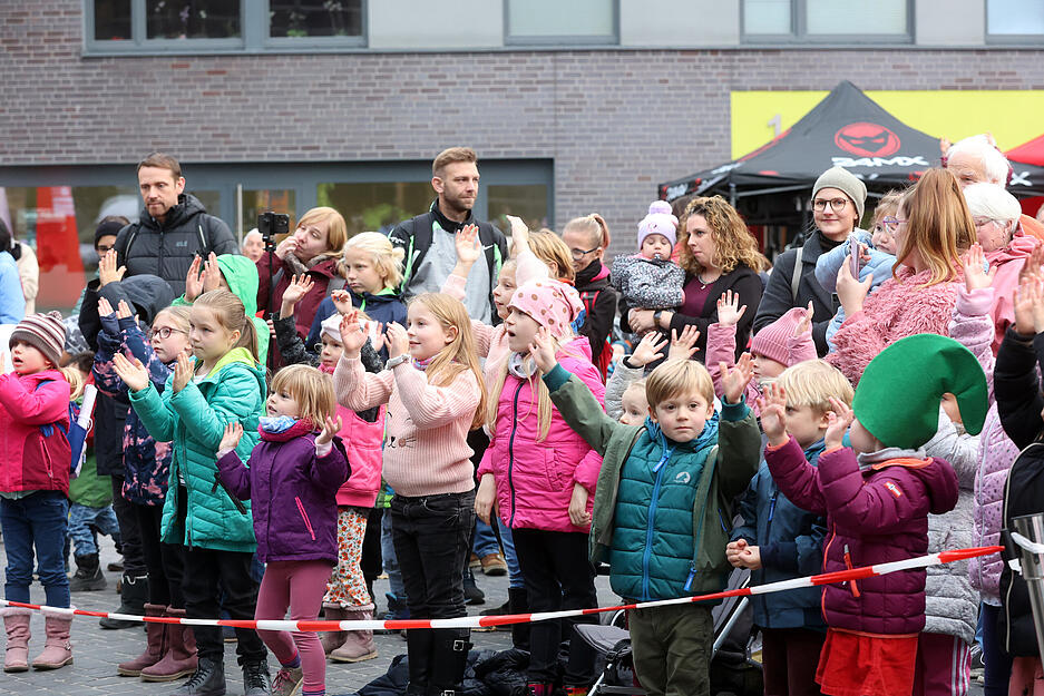 Lichtermeer beim Laternenlauf in Heilbronn