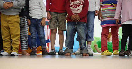 «Beim Verdacht, dass das Kindeswohl gefährdet ist, ist etwa ein Kindergarten verpflichtet, tätig zu werden und das Gespräch mit den Eltern zu suchen», sagt Barbara Becker, Geschäftsführerinnen des Kinderschutzbund Baden-Württemberg.