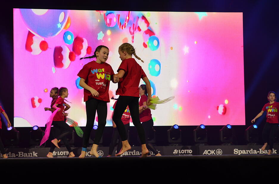 Ein buntes Programm bot die Turngala "Beyond Limits" in Heilbronn.