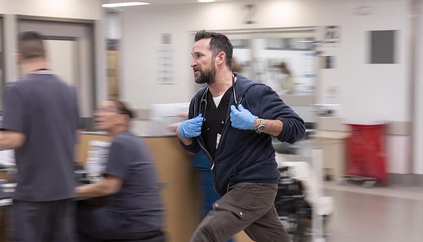 Die Krankenhausserie «The Pitt» spielt in Echtzeit. Die Krankenhausserie «The Pitt» spielt in Echtzeit.