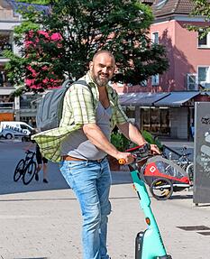 E-Scooter wie das neue Tier-Modell sind beliebt in Heilbronn.
Foto: Mario Berger E-Scooter wie das neue Tier-Modell sind beliebt in Heilbronn.
Foto: Mario Berger