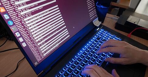 In Zusammenarbeit unter anderem mit Europol sind Ermittler in allen Bundesländern gegen Cyberkriminalität vorgegangen (Symbolbild).
