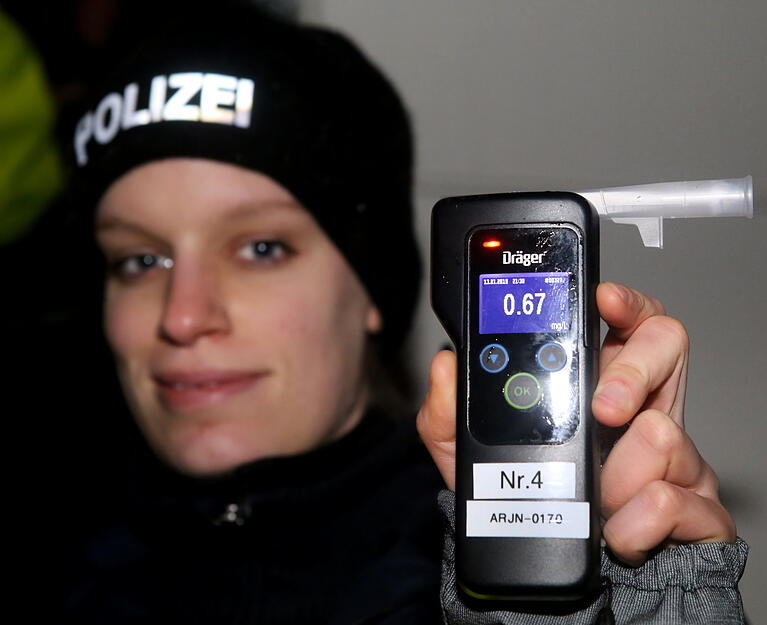 Laura Altermann hat einen Lkw-Fahrer mit 0,67 Promille Alkohol kontrolliert.