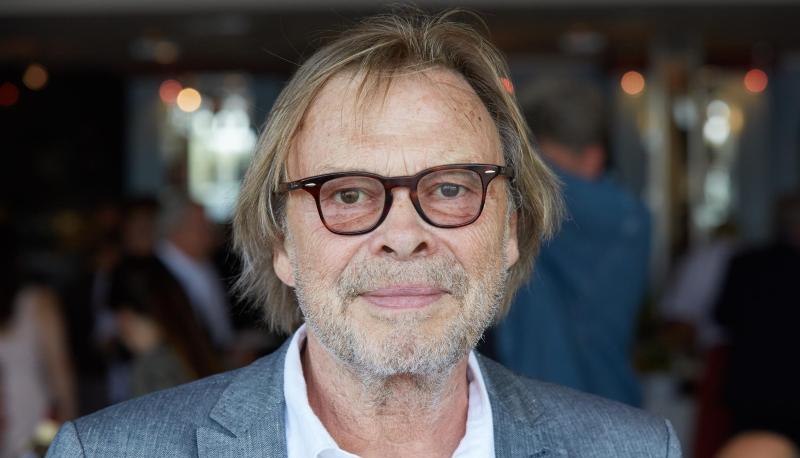 Volker Lechtenbrink 2016 in Hamburg. Der Schauspieler, Sänger und Regisseur starb im Alter von 77 Jahren. Volker Lechtenbrink 2016 in Hamburg. Der Schauspieler, Sänger und Regisseur starb im Alter von 77 Jahren.