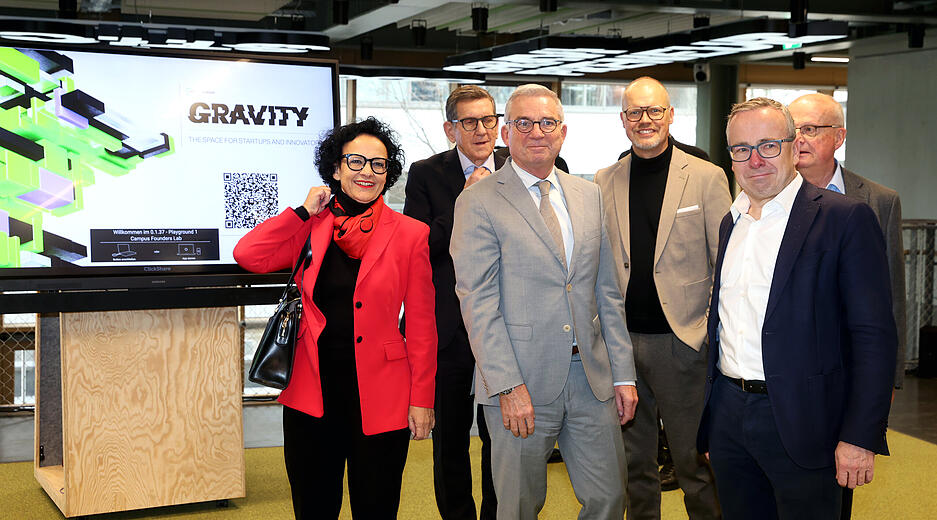 Mit über 140 Gästen feierten die Campus Founders die Einweihung des Gebäudes. Mit über 140 Gästen feierten die Campus Founders die Einweihung des Gebäudes.