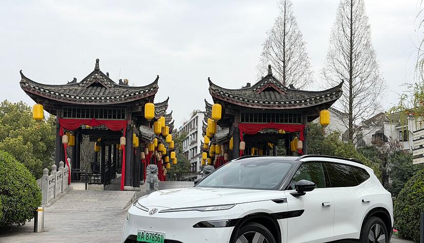 Der ID.Unyx 08 &uuml;berfl&uuml;gelt europ&auml;ische Modelle nicht nur beim Preis, sondern auch bei Ladeleistung und Ausstattung.