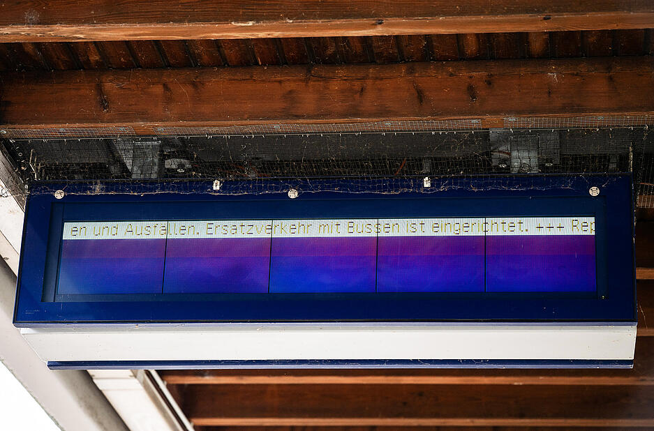 Nach Starkregen und Überschwemmungen stehen Teile des Schienennetzes im Landkreis Konstanz unter Wasser.