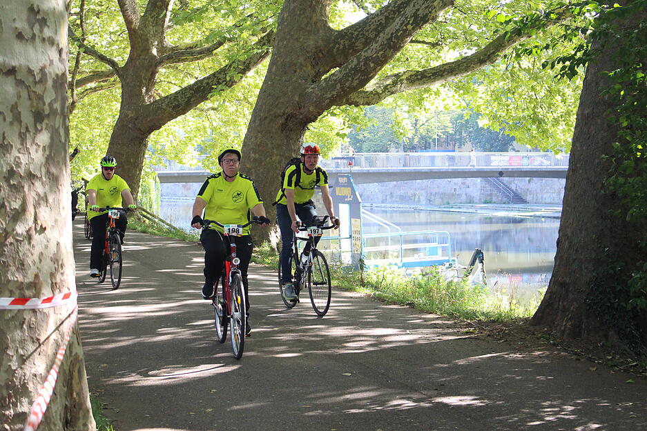 Die Landesspiele der Special Olympics sind bis Samstag zu Gast in Heilbronn und Neckarsulm. 1100 Athleten mit geistiger und mehrfacher Beeinträchtigung zeigen ihr Können. Die Neckar-Uferwege werden zu Rennstrecken. Die Landesspiele der Special Olympics sind bis Samstag zu Gast in Heilbronn und Neckarsulm. 1100 Athleten mit geistiger und mehrfacher Beeinträchtigung zeigen ihr Können. Die Neckar-Uferwege werden zu Rennstrecken.