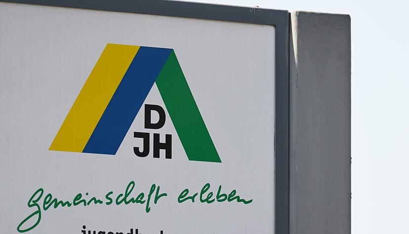 Günstiger als ein Hotel-Urlaub ist häufig der Aufenthalt in einer Jugendherberge. (Archivbild) Günstiger als ein Hotel-Urlaub ist häufig der Aufenthalt in einer Jugendherberge. (Archivbild)