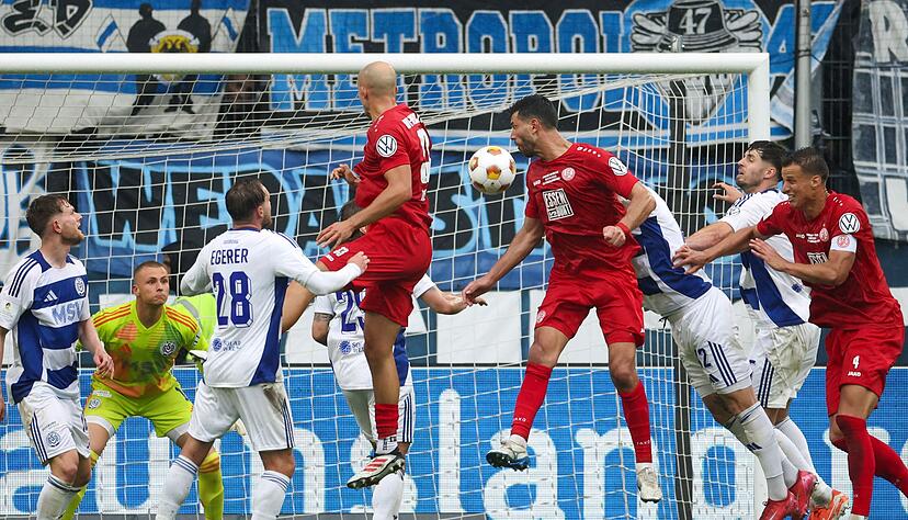Brachte Essen mit seinem 1:1-Ausgleich zurück ins Spiel: Klaus Gjasula.
