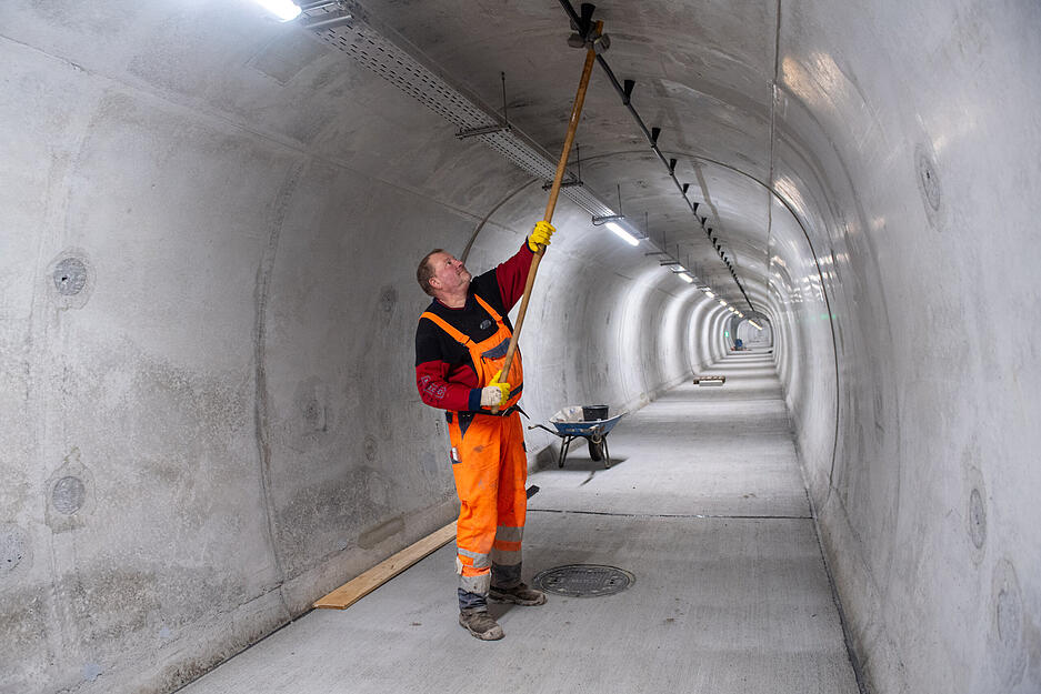Der Fluchtstollen ist etwa 430 Metern lang.