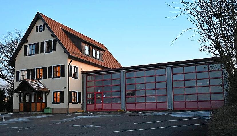 Ein 40 Jahre altes Fahrzeug der FFW Waldenburg soll ersetzt werden. Doch die Entscheidung darüber wurde vertagt. Ein 40 Jahre altes Fahrzeug der FFW Waldenburg soll ersetzt werden. Doch die Entscheidung darüber wurde vertagt.