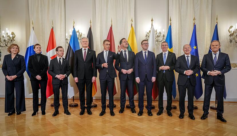 Die Ostsee-Anrainer unter den Nato-Staaten wollen die kritische Infrastruktur in dem Meer besser schützen. Die Ostsee-Anrainer unter den Nato-Staaten wollen die kritische Infrastruktur in dem Meer besser schützen.