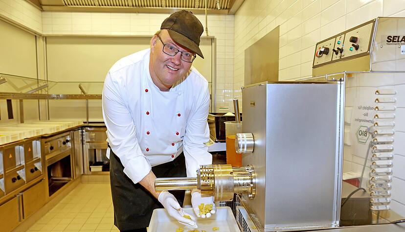 Pasta aus eigener Produktion: Stefan Harms in Sontheim.
Foto: Archiv/Seidel