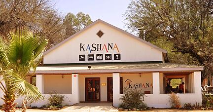 Der ehemalige Rektor der Wilhelm-Hauff-Realschule in Bad Rappenau, Heinz Klittich, hat die Kashana Lodge in Namibia im Süden Afrikas aufgebaut. Foto: privat / Kashana Lodge