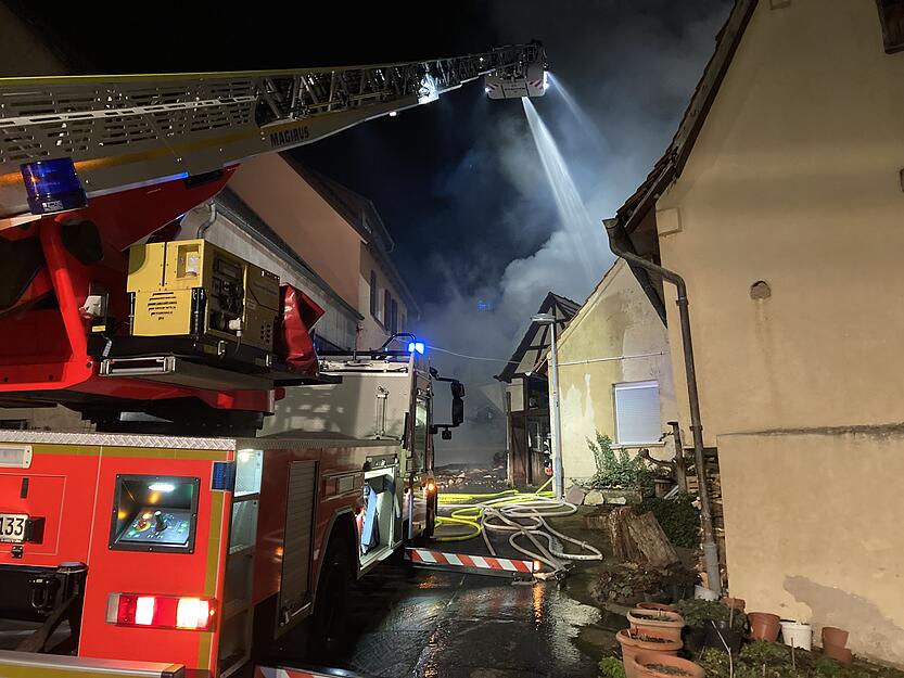 Von allen Seiten wird gelöscht. Foto: Heike Kinkopf Von allen Seiten wird gelöscht. Foto: Heike Kinkopf