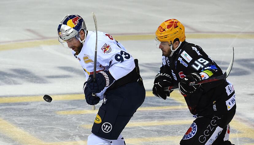 Nationalspieler Maximilian Kastner (l) traf für München beim Auswärtssieg in Köln. Nationalspieler Maximilian Kastner (l) traf für München beim Auswärtssieg in Köln.