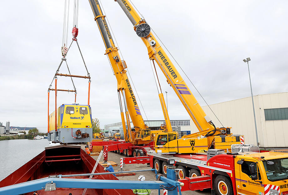 Schwertransport von Weinsberg über Heilbronn nach Brasilien