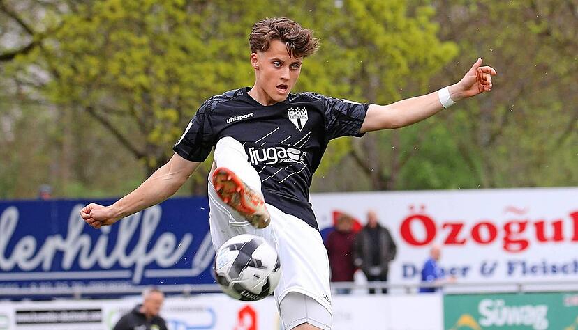 Als Teenager schon Stammspieler in der vierten Liga: Linus Weik startet am Wochenende mit dem SGV Freiberg in seine zweite Regionalligaspielzeit.