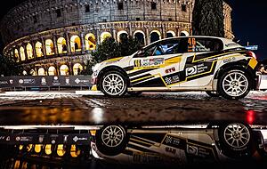 Das Kolosseum als größtes jemals gebautes Amphitheater der Welt bot eine eindrucksvolle Kulisse für den Showstart der Rally di Roma Capitale.